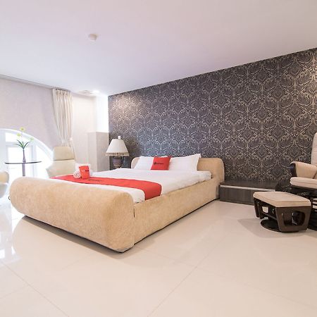 Reddoorz Plus Near Secc 2 Ho Chi Minh City Exterior photo